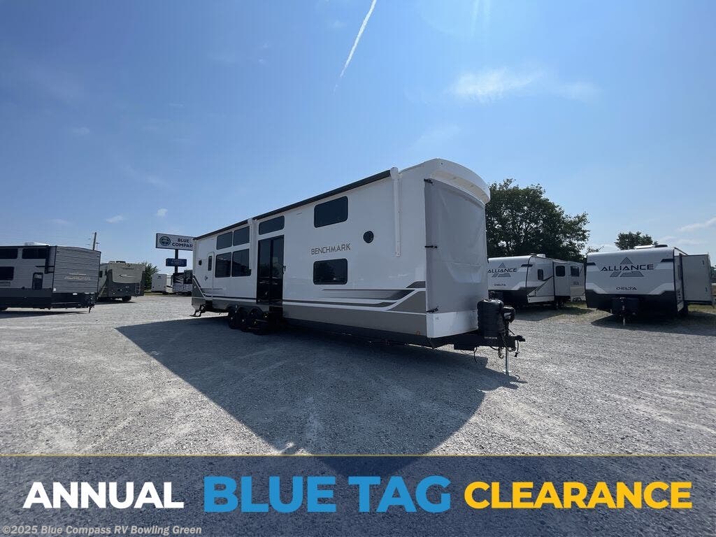 New 2026 Alliance RV Benchmark 44LFT available in Bowling Green, Kentucky