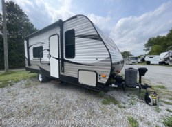 Used 2019 Starcraft Autumn Ridge Outfitter Single Axle 182RB available in Lebanon, Tennessee