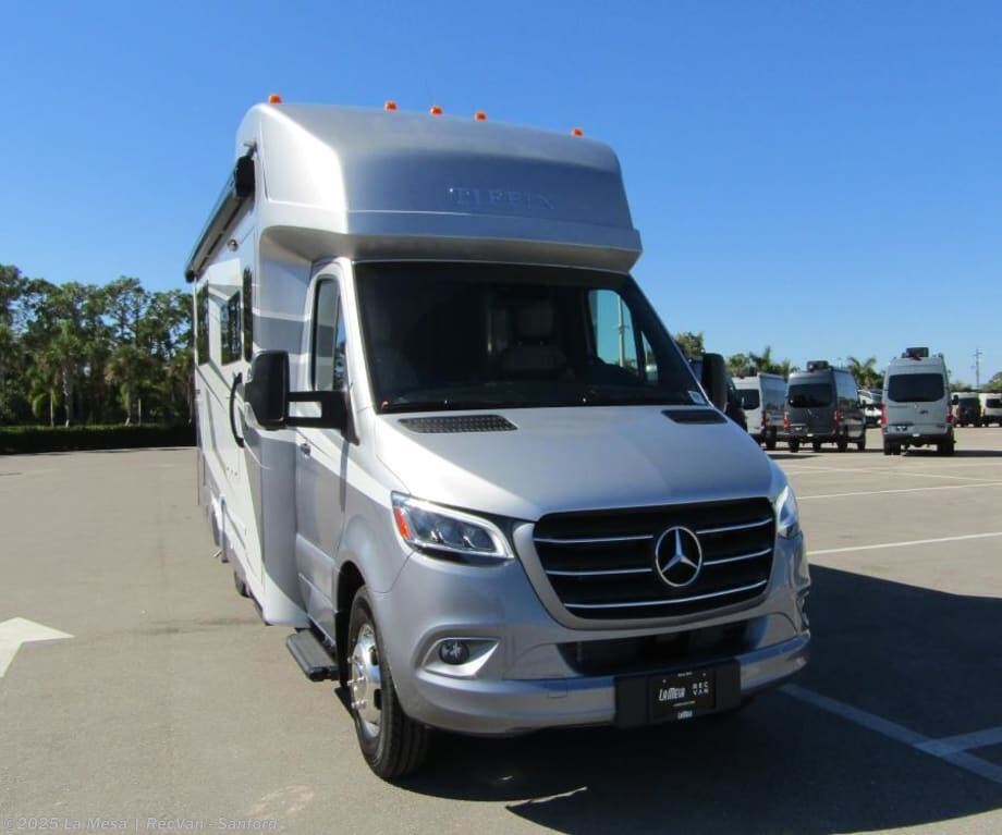 New 2026 Tiffin Wayfarer 25XLW available in Sanford, Florida