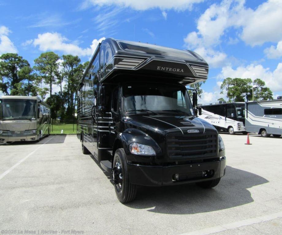 New 2026 Entegra Coach Accolade XL 37K-XL available in Fort Myers, Florida