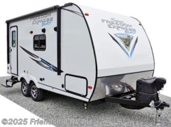 New 2021 Coachmen Freedom Express Blast 17BLSE available in Friendship, Wisconsin