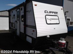 Used 2019 Coachmen Clipper Ultra-Lite Single Axle 17FQS available in Friendship, Wisconsin