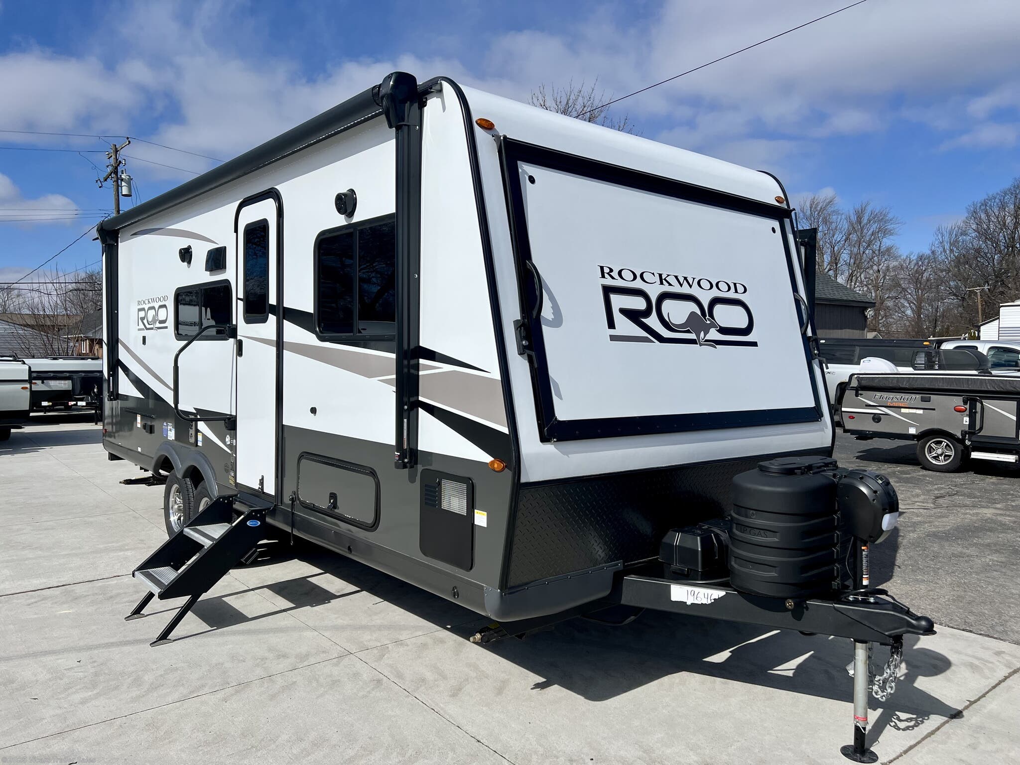 New 2025 Forest River Rockwood Roo 233S available in Taylor, Michigan