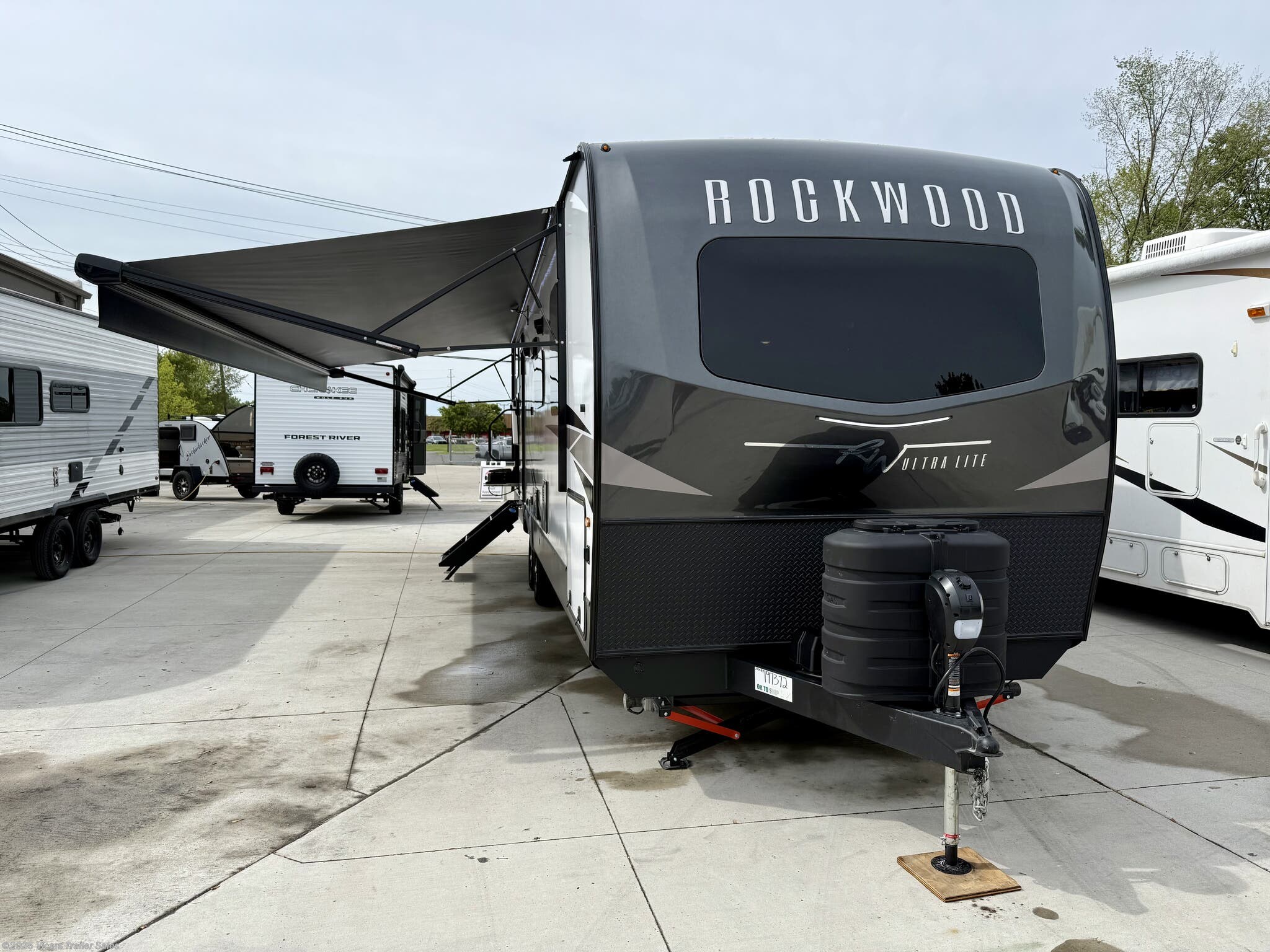 New 2025 Forest River Rockwood Ultra Lite 2706BH available in Taylor, Michigan