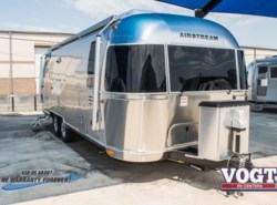 New 2017 Airstream International Signature 25FB available in Fort Worth, Texas