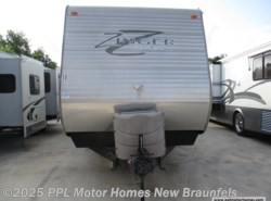 Used 2014 CrossRoads Zinger 33BH available in New Braunfels, Texas