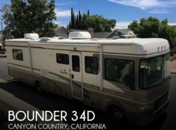 Used 2000 Fleetwood Bounder 34D available in Canyon Country, California