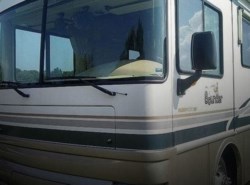 Used 2001 Fleetwood Bounder 37K available in Palmyra, Missouri