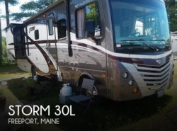 Used 2016 Fleetwood Storm 30L available in Freeport, Maine