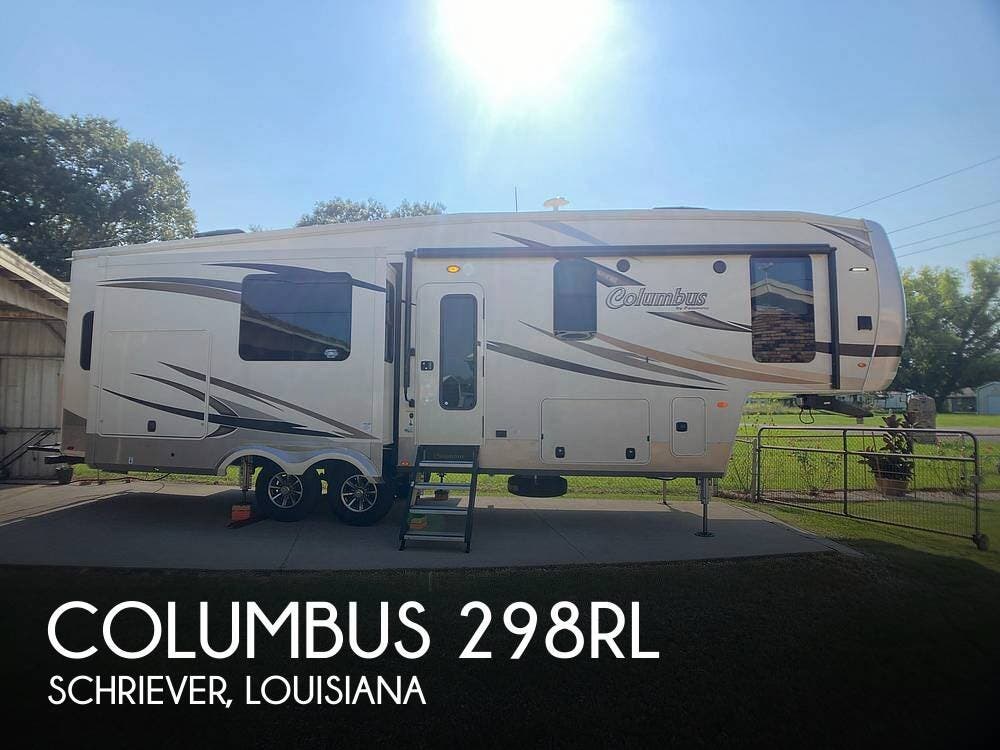 Used 2020 Palomino Columbus 298RL available in Schriever, Louisiana