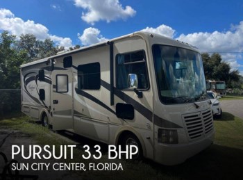Used 2014 Coachmen Pursuit 33 BHP available in Sun City Center, Florida