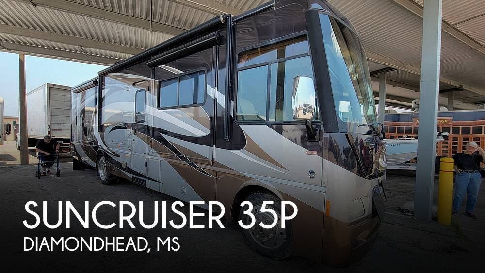 Used 2013 Itasca Suncruiser 35P available in Diamondhead, Mississippi