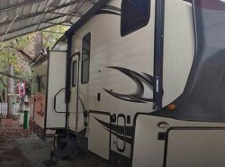 Used 2017 Forest River Heritage Glen 276RLIS available in Blakely, Georgia