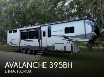 Used 2020 Keystone Avalanche 395BH available in Lithia, Florida