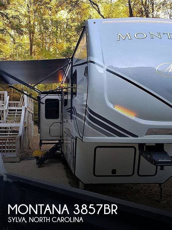 Used 2023 Keystone Montana 3857BR available in Sylva, North Carolina