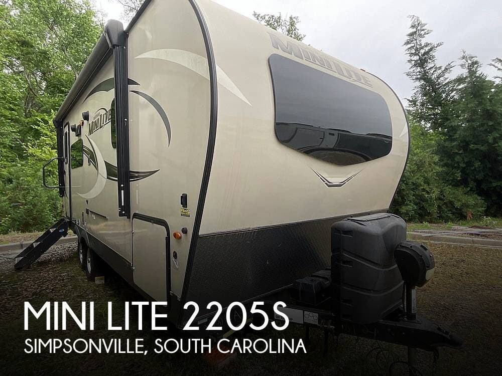 Used 2021 Rockwood Mini Lite 2205S available in Simpsonville, South Carolina