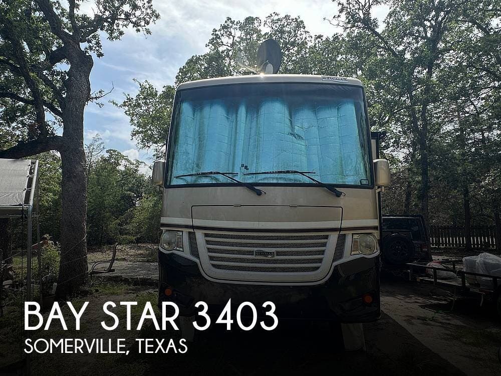 Used 2017 Newmar Bay Star 3403 available in Somerville, Texas