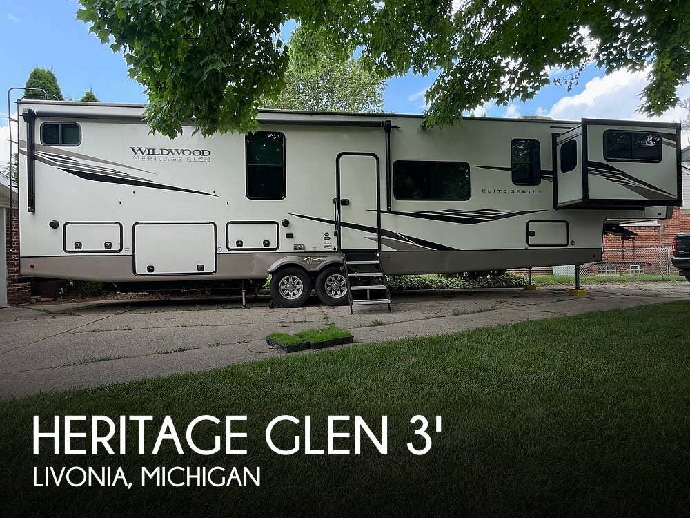 Used 2022 Forest River Heritage Glen Elite 36FL available in Livonia, Michigan