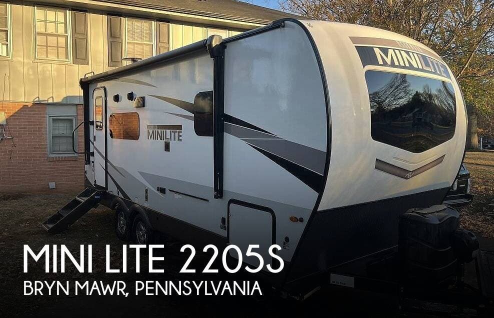 Used 2023 Rockwood Mini Lite 2205S available in Bryn Mawr, Pennsylvania