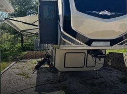 Used 2019 Keystone Montana High Country 381TH available in Centralia, Illinois