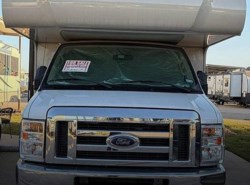 Used 2020 Thor Motor Coach Four Winds 31E available in Katy, Texas