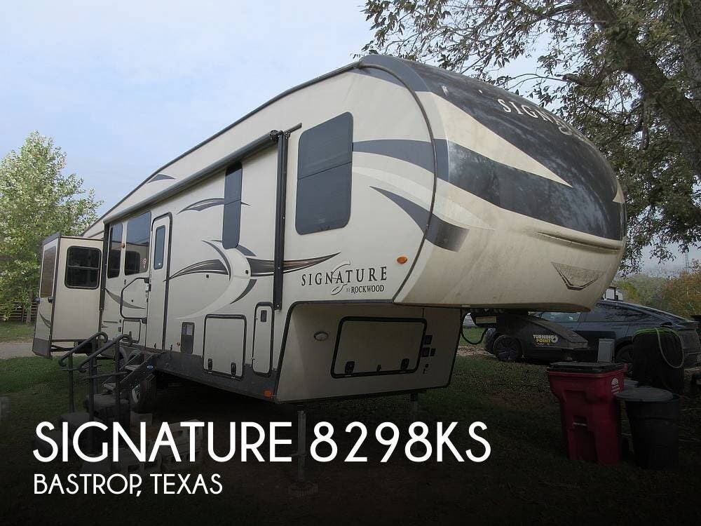Used 2021 Rockwood Signature 8298KS available in Bastrop, Texas