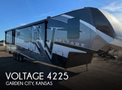 Used 2021 Dutchmen Voltage 4225 available in Garden City, Kansas