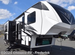 New 2019 Dutchmen Voltage V3615 available in Frederick, Maryland
