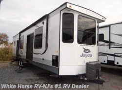 Used 2015 Jayco Jay Flight Bungalow 40BHTS 2-BdRM Triple Slide available in Williamstown, New Jersey