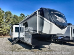 New 2025 Jayco Pinnacle 38FBRK available in Longs, South Carolina