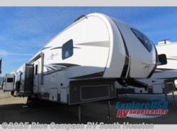 New 2019 Highland Ridge Silverstar Limited SF335MBH available in Houston, Texas
