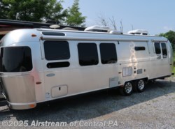 Used 2015 Airstream Flying Cloud 30 available in Duncansville, Pennsylvania