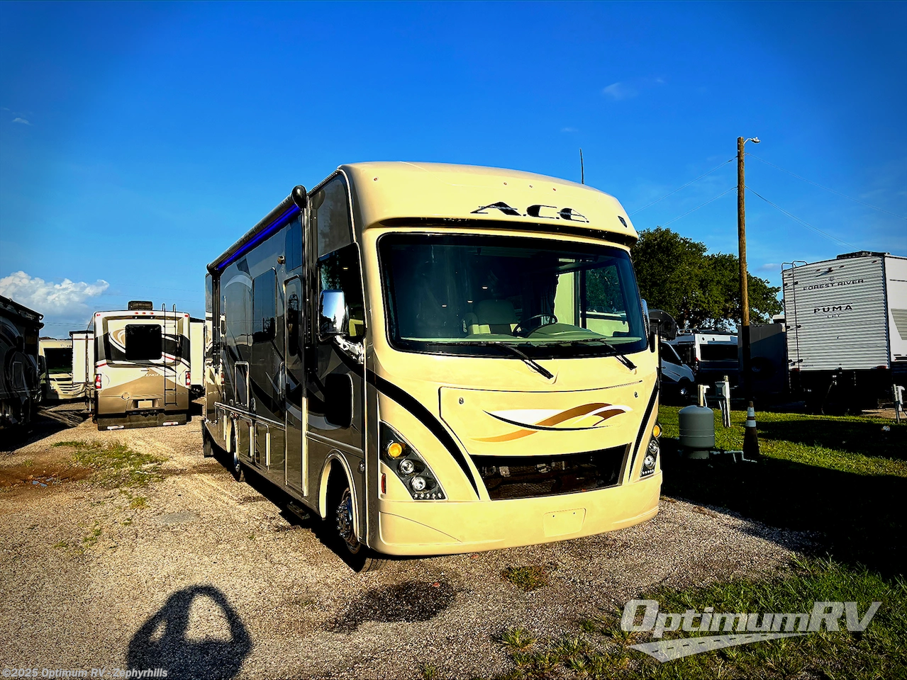Used 2015 Thor ACE 29.3 available in Zephyrhills, Florida