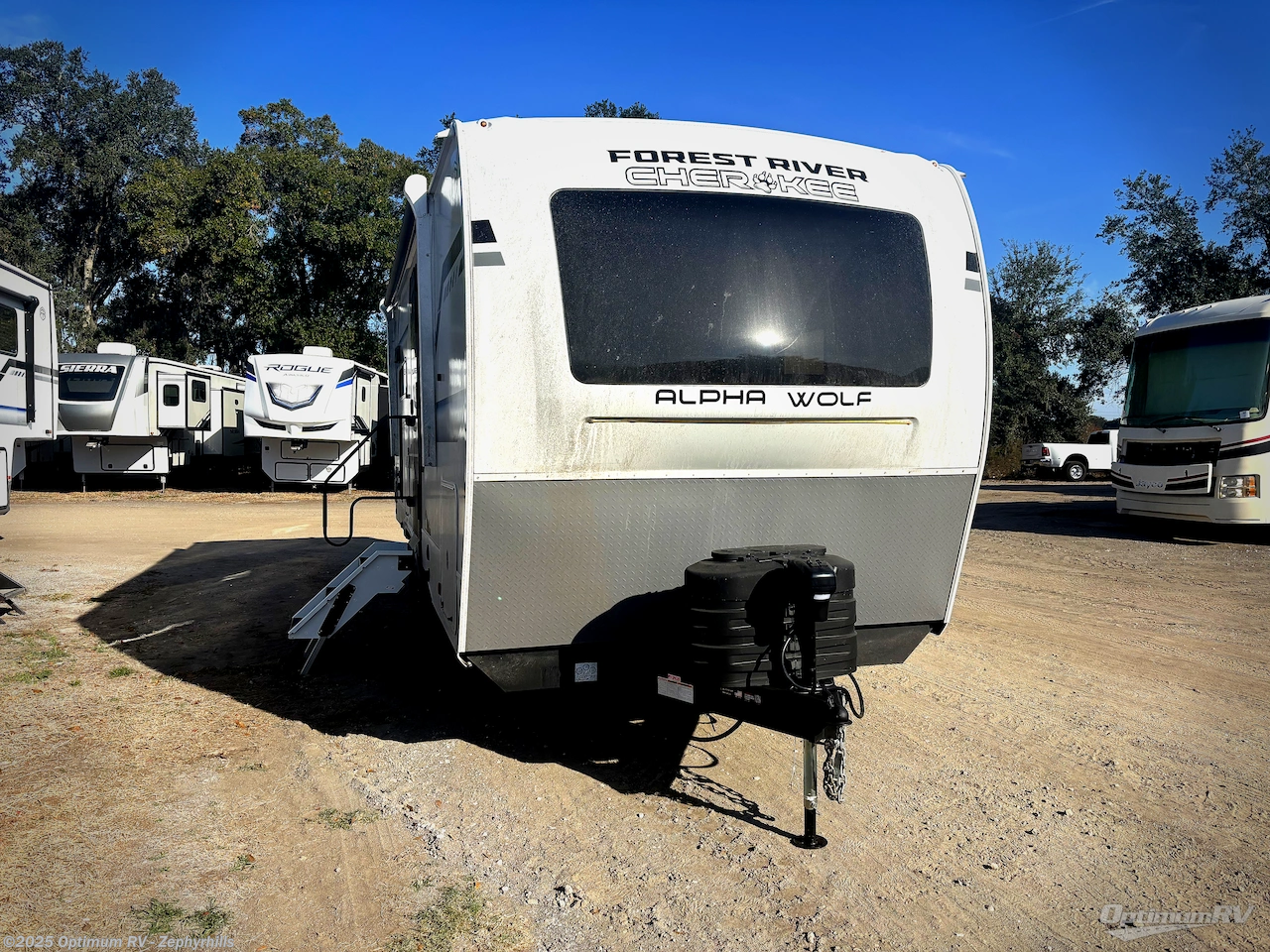New 2026 Forest River Cherokee Alpha Wolf 21RB available in Zephyrhills, Florida
