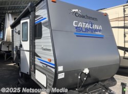 New 2019 Coachmen Catalina 172BH available in Bushnell, Florida