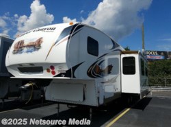 Used 2011 Keystone Copper Canyon 292FWBHS available in Bushnell, Florida