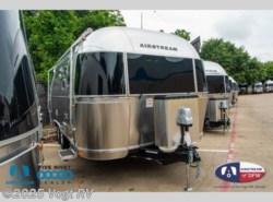 New 2020 Airstream Flying Cloud 25RB available in Fort Worth, Texas