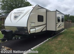 Used 2018 Coachmen Freedom Express 28SE 31'6 Travel Trailer available in Clayton, New Jersey