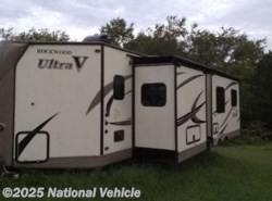 Used 2016 Forest River Rockwood Windjammer Ultra V 2715VS available in Moundsville, West Virginia