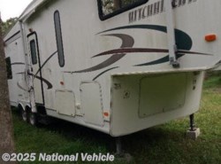 Used 2003 Nu-Wa Hitchhiker 31.5LKTG available in Fort Pierce, Florida