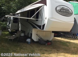 Used 2008 Dutchmen Grand Junction 34QRE available in Freeland, Washington