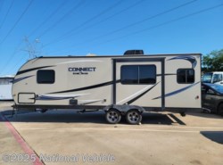 Used 2017 K-Z Connect 241RLK available in Lewsiville, Texas