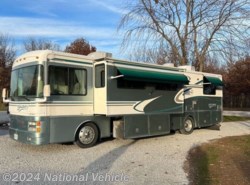 Used 1999 Fleetwood Discovery 36T available in Hillsboro, Illinois