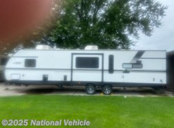 Used 2020 Forest River Vibe 33RK available in Norfolk, Nebraska
