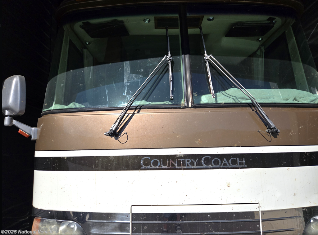 Used 2000 Country Coach Magna 385hp 40' Slide available in Lake Havasu City, Arizona