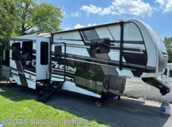 Used 2024 Keystone Fuzion 373 available in Halethorpe, Maryland