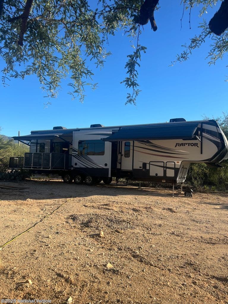 Used 2015 Keystone Raptor 384PK available in Tucson, Arizona