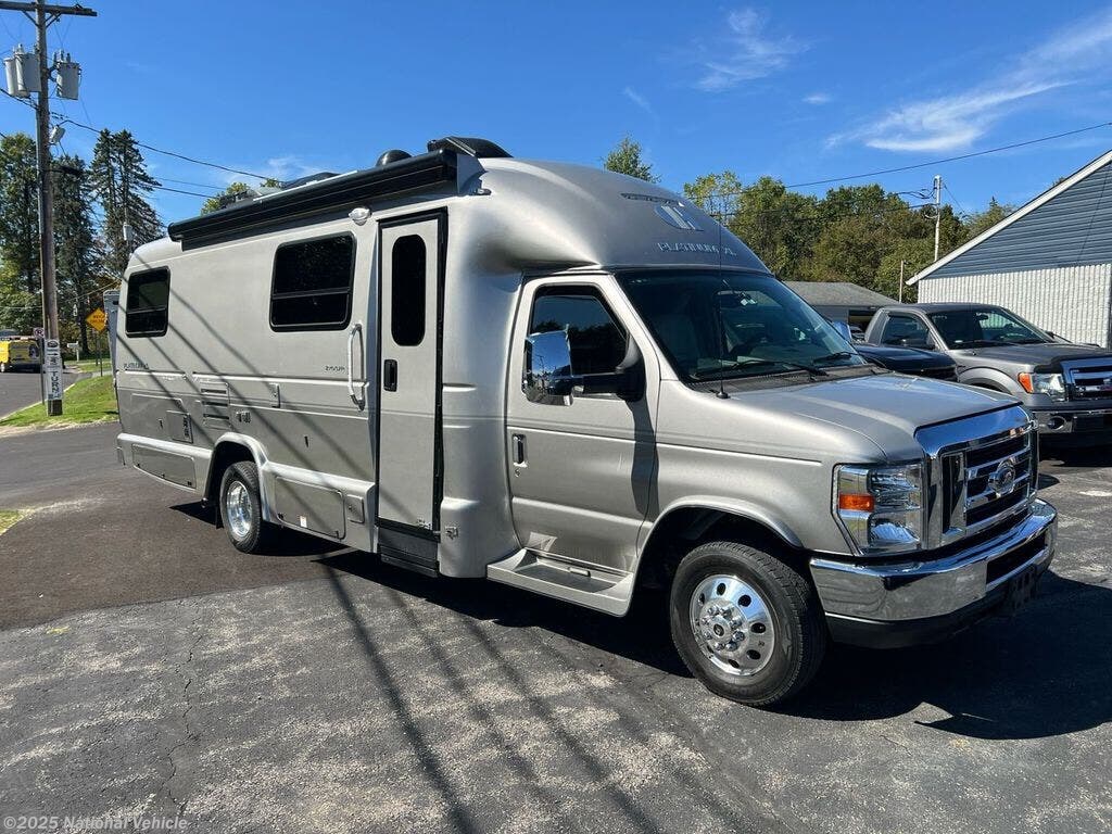 Used 2020 Coach House Platinum 271-XL available in Canonsburg, Pennsylvania