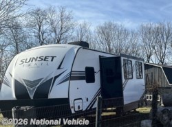 Used 2019 CrossRoads Sunset Trail Super Lite 289QB available in Richmond, Kentucky