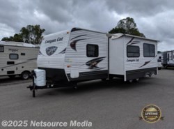 Used 2015 Palomino Canyon Cat 30DBSC available in London, Kentucky